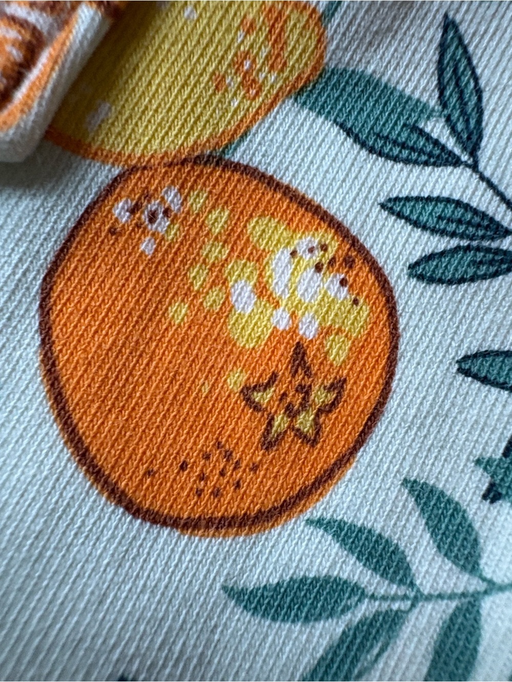 Duluth Trading Co Citrus Botanical Skort. - Picture 2 of 6